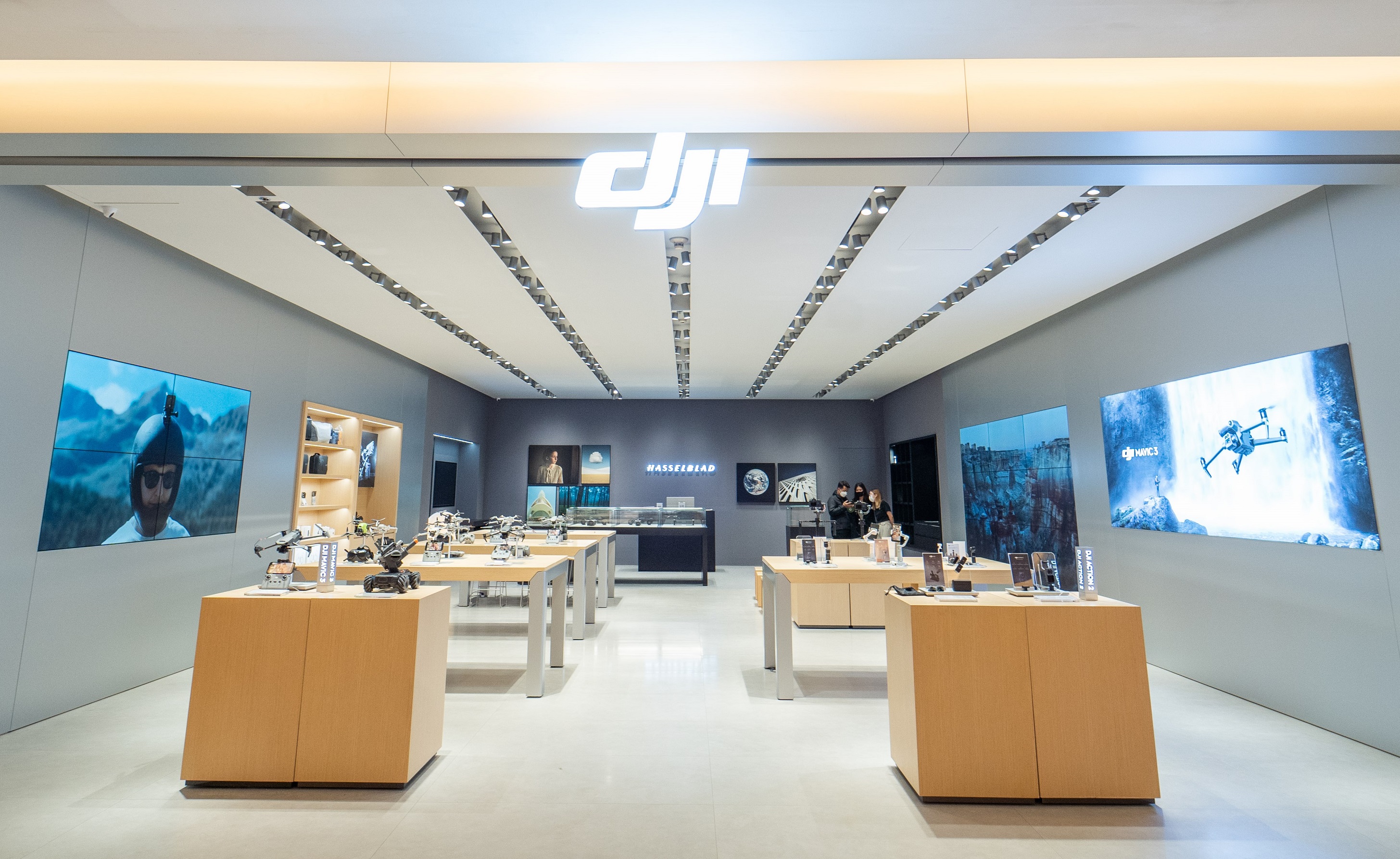  DJI | Hasselblad แห่งแรกในอาเซียน คอนเซ็ปต์สโตร์ของ 2 แบรนด์ผู้นำด้านเทคโนโลยีการถ่ายภาพ บนชั้น 3 สยามพารากอน 