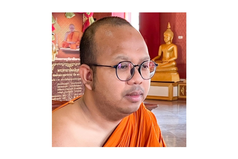 "พระมหาไพรวัลย์" แจง พระพุทธเจ้า ไม่ได้ถูกลบหลู่ด้วย "ขนมพระเครื่อง"