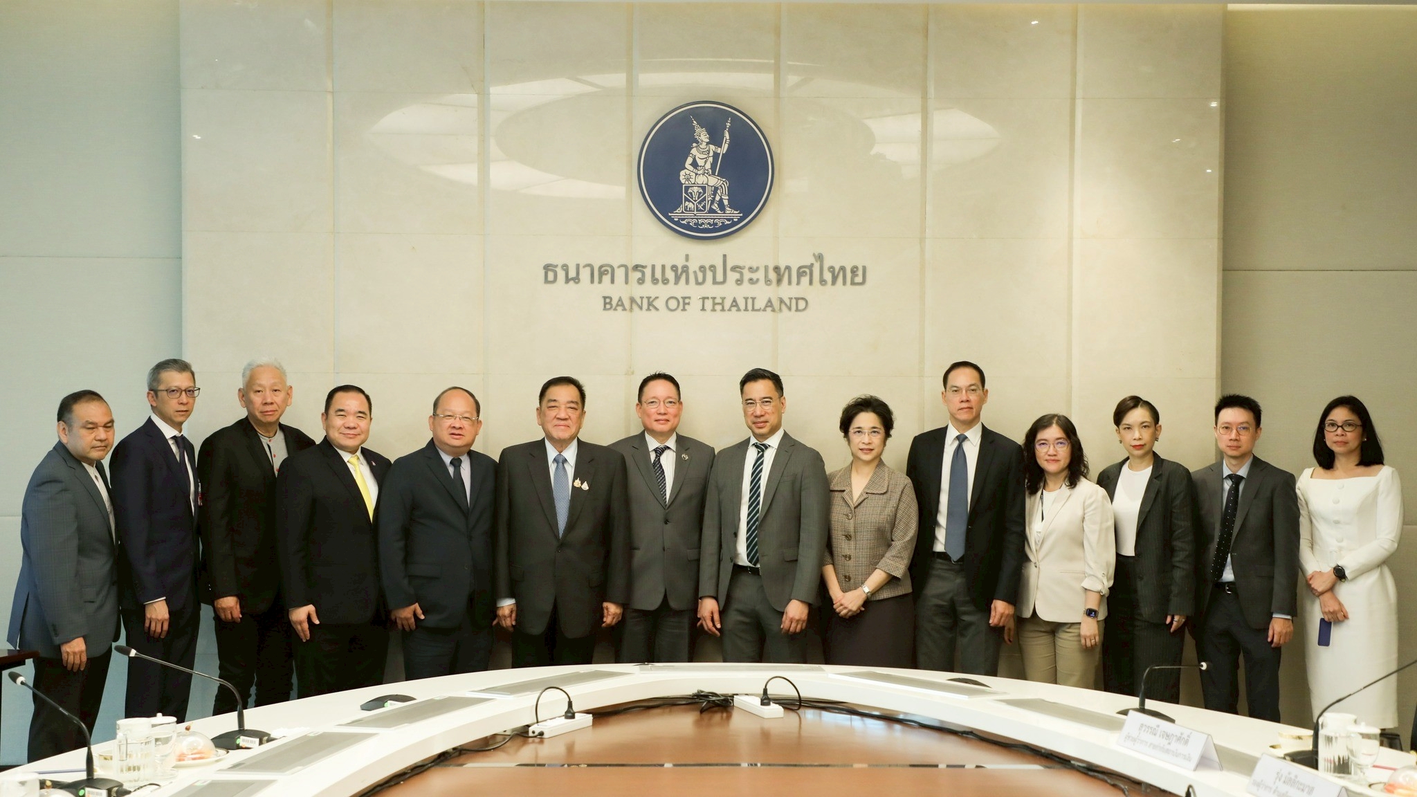 ธปท.-กกร.จับมือประเมินผลกระทบภาษีทรัมป์ เร่งถกแนวทางช่วยธุรกิจไทยรับมือ เพิ่มขีดแข่งขันระยะยาว