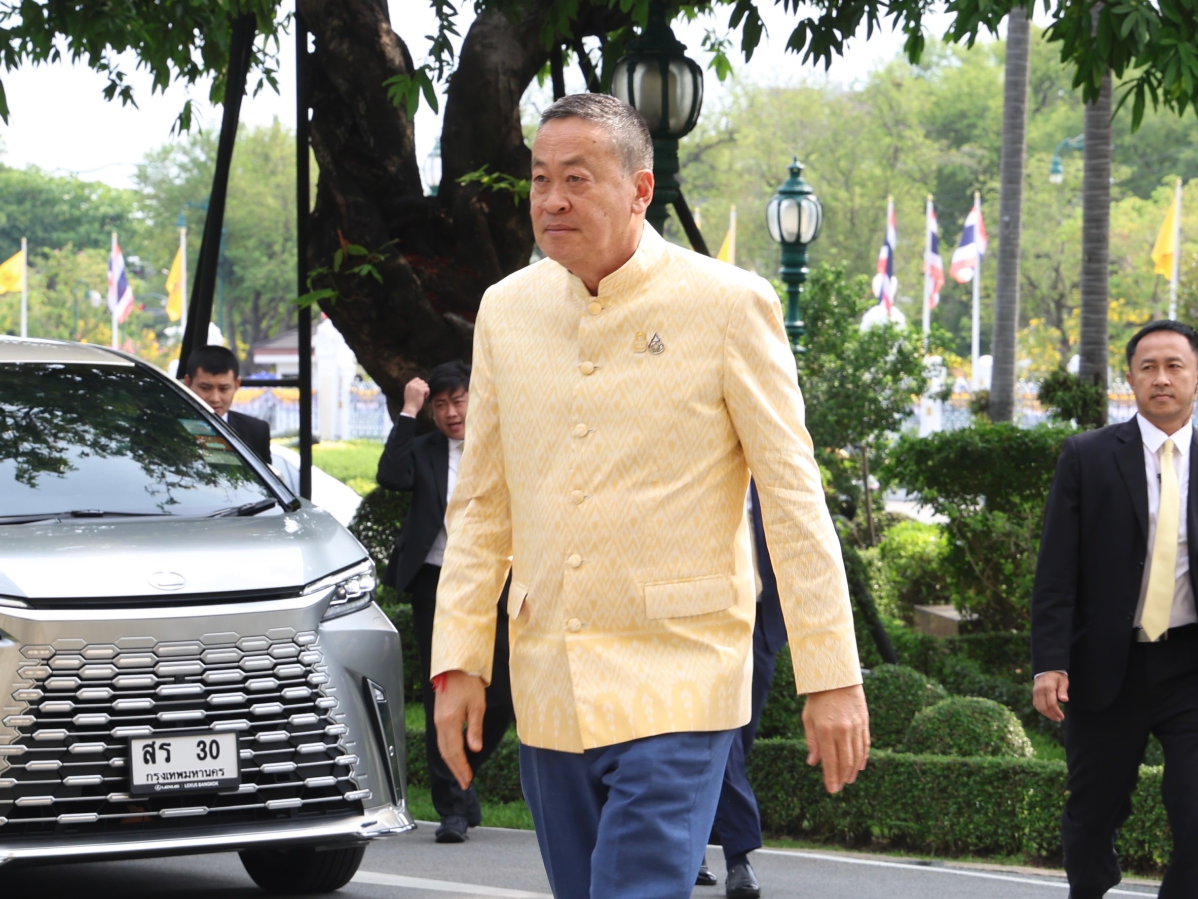 นายกฯ ถกครม. เผยวันนี้ไม่เข้าเพื่อไทย เนื่องจากติดภารกิจ