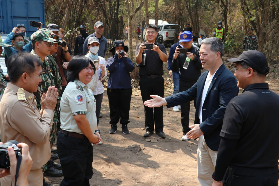 ทูตสหรัฐฯ ลงพื้นที่ลำปาง ติดตามภารกิจค้นหาซากเครื่องบินสงครามโลกครั้งที่ 2 