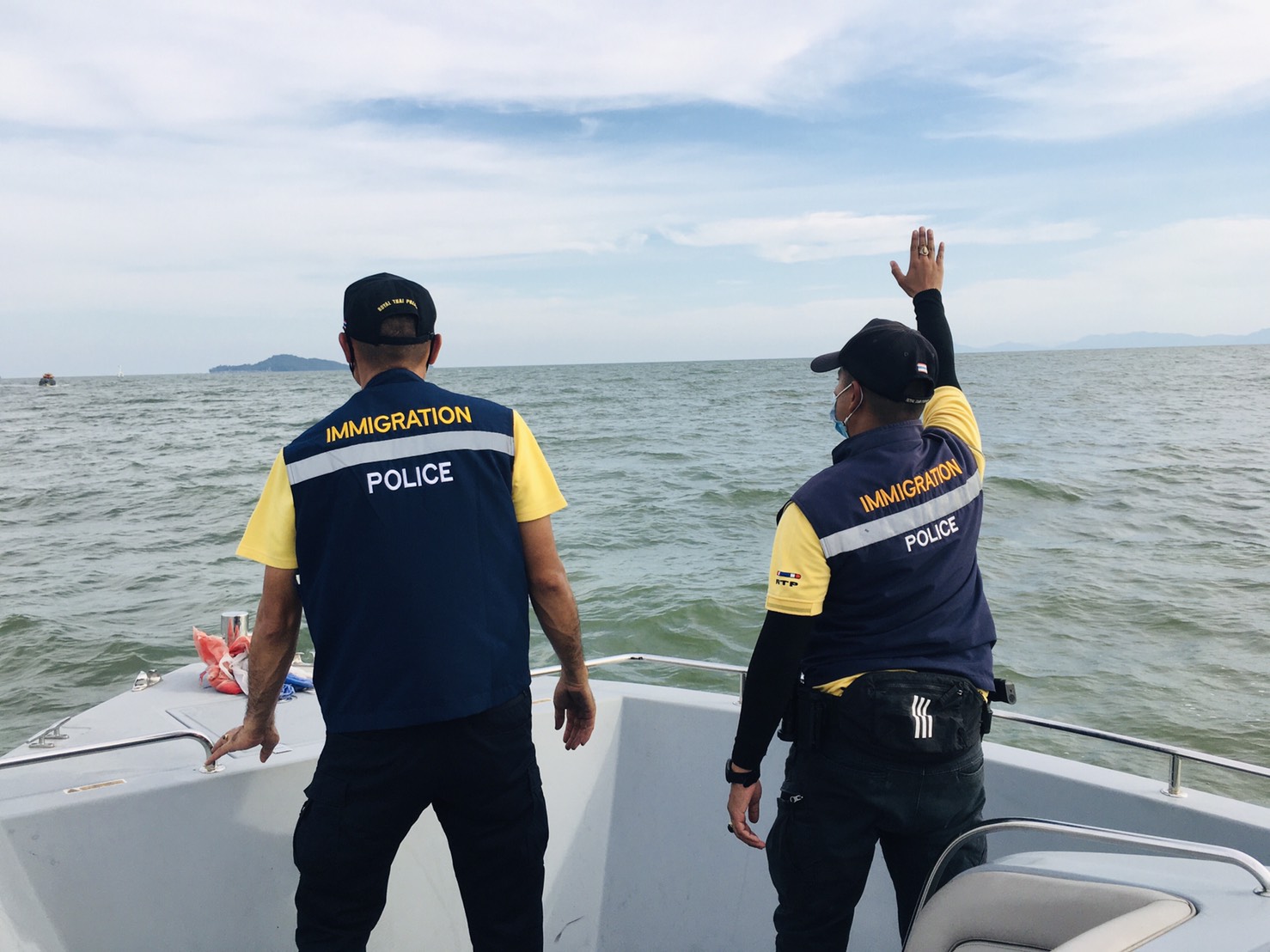 สตูลเปิดเกมส์รุกปกป้องชายแดน   ตรวจเรือต้องสงสัย-ลาดตระเวนช่องทางธรรมชาติ