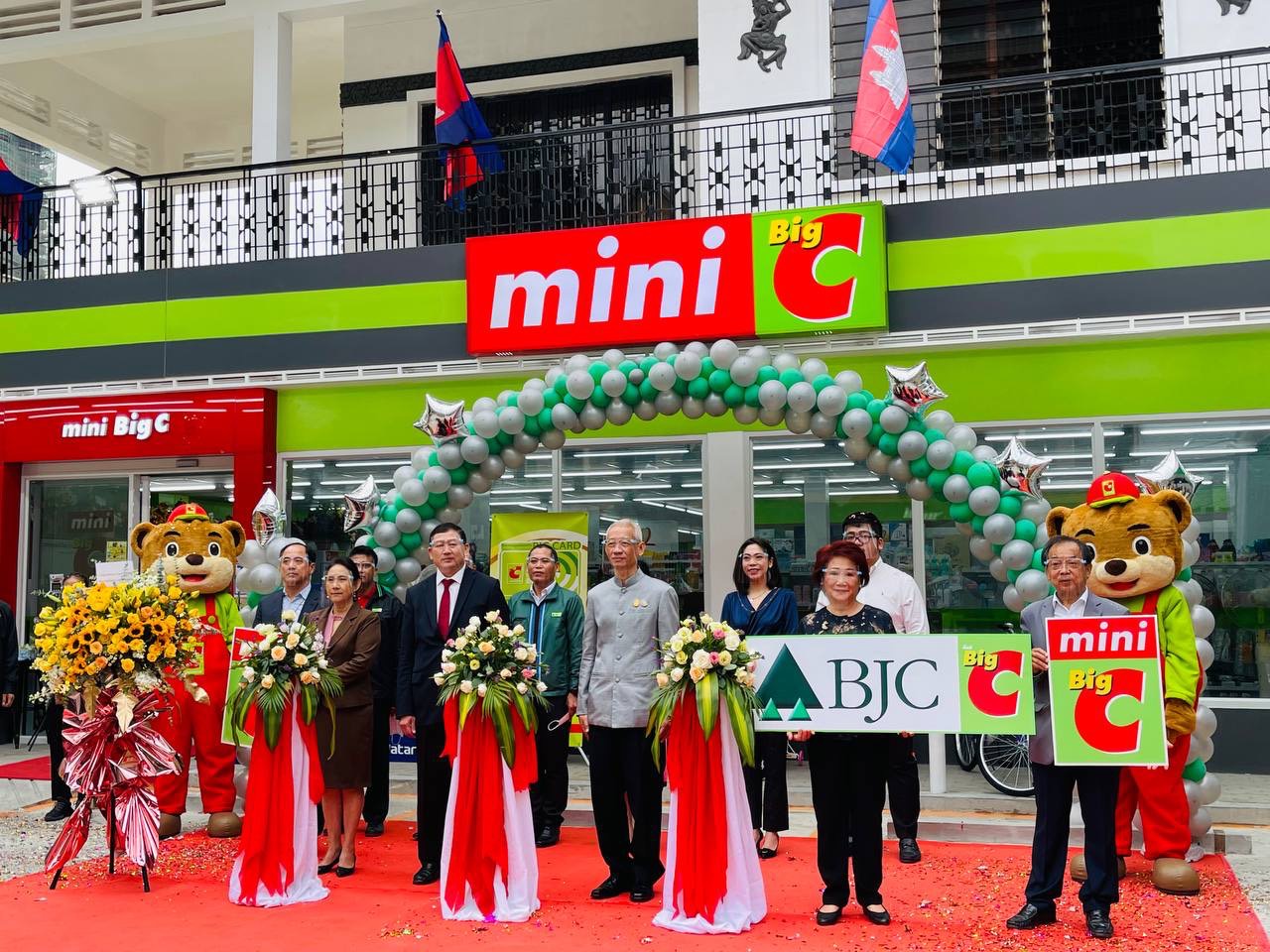 รุกตลาดอาเซียน!! บิ๊กซี เดินหน้าเปิด “มินิบิ๊กซี” สาขาแรกในประเทศกัมพูชา วางแผนขยายสาขาอย่างต่อเนื่องในอนาคต 