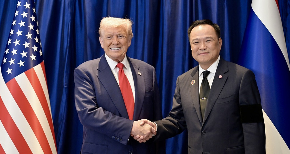 "ทรัมป์" คุย “อนุทิน–ฮุน มาเนต” ฉลุย! เห็นพ้องหยุดยิงเย็นนี้ กลับสู่ข้อตกลงสันติภาพเดิม ขอบคุณอันวาร์ช่วยไกล่เกลี่ย