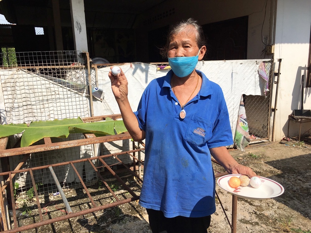 ยาย 66 ปี เล่านาทีระทึกลูกกอล์ฟหวิดโดนหัว/ผอ.ยอมปิดสนามสอนตีกอล์ฟ