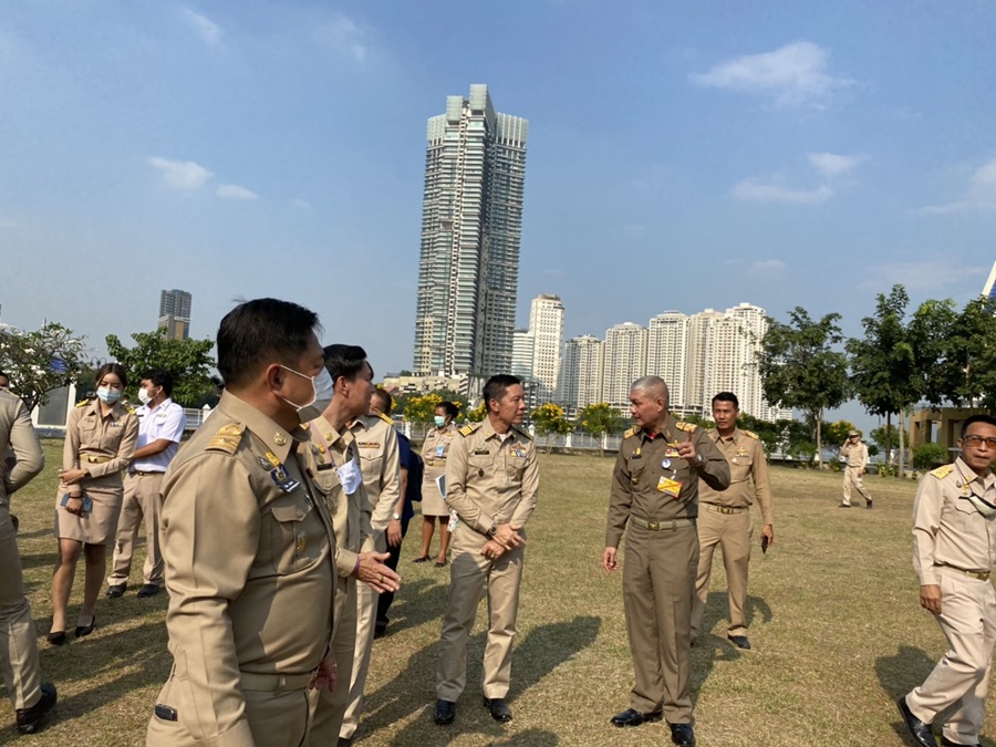 องคมนตรี ติดตามภาพรวมดำเนินงานประตูระบายน้ำคลองลัดโพธิ์ฯ