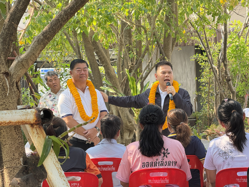 “วราวุธ” ควง “นพดล” ลุยสุพรรณฯ อัดพรรคคู่แข่งดีแต่ด่า ไร้ผลงาน ย้ำย้ายซบภูมิใจไทยเพื่อสานต่อมรดก “บรรหาร”