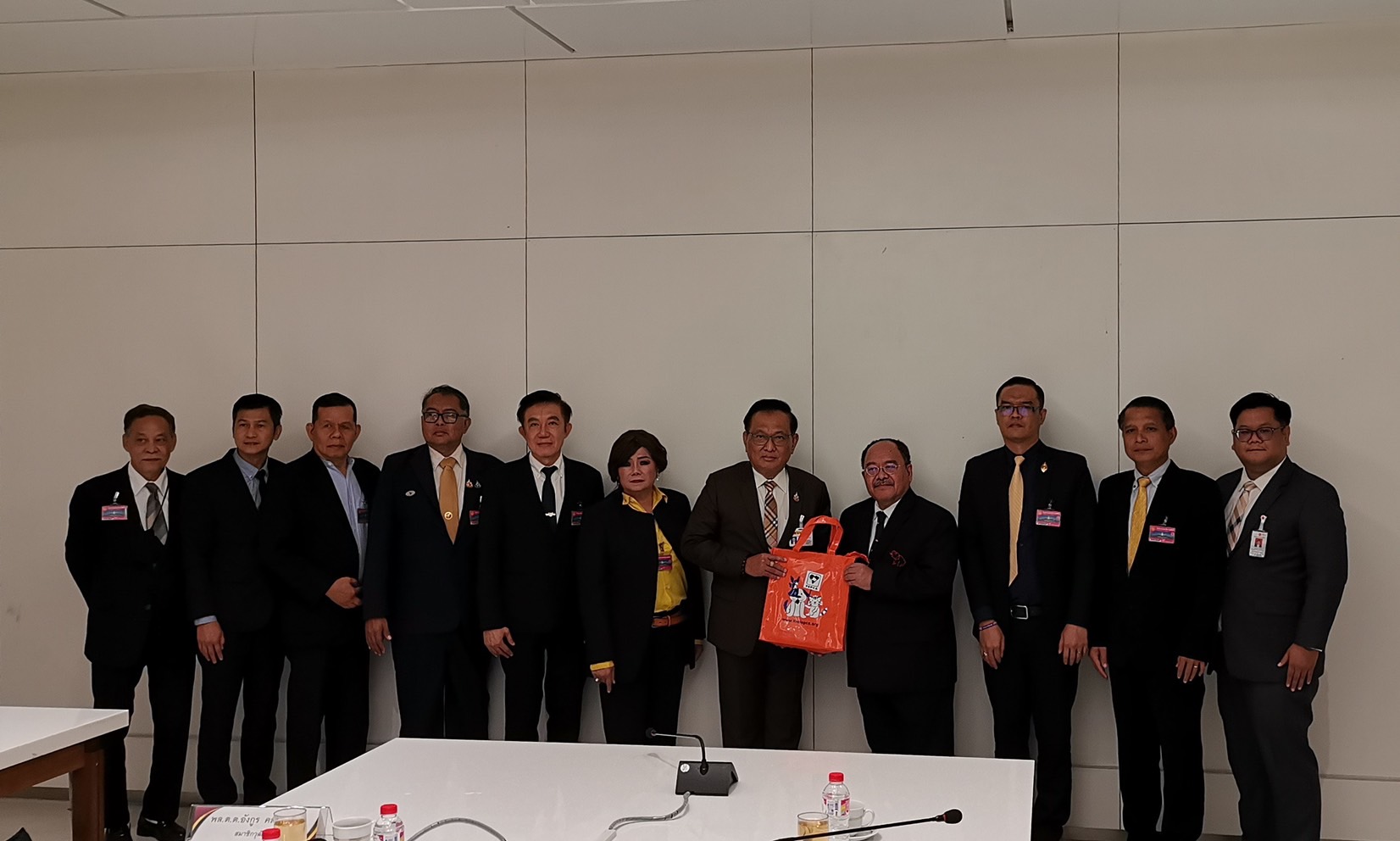 TSPCA ประชุมร่วมกับสมาชิกวุฒิสภา เพื่อแก้ปัญหาช้างป่า