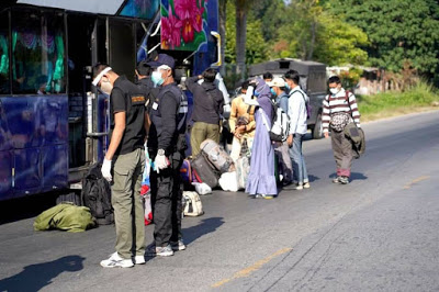  นักศึกษาไทยจากปากีสถานถึงยะลาแล้ว คุมเข้มป้องกันโรคติดเชื้อโควิด-19
