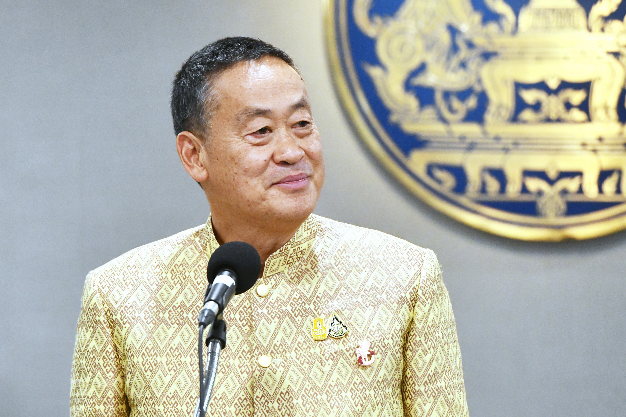 "นายกฯ" เร่งทุกหน่วยงานประชาสัมพันธ์ 10 โครงการเฉลิมพระเกียรติในหลวง เผย 4 ก.ค.นี้พร้อม ครม.ปลูกต้นไม้