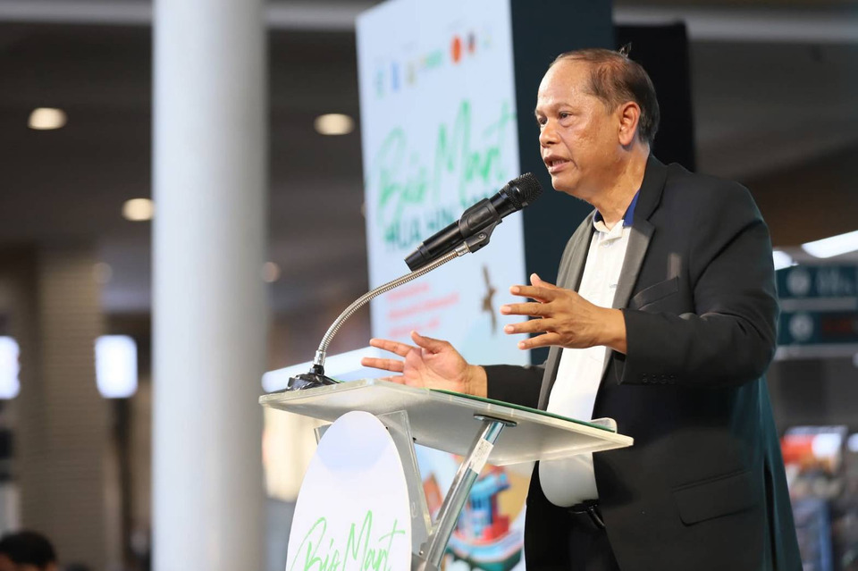 ผู้ว่าฯประจวบคีรีขันธ์ เปิดงาน “Bio Mart Hua Hin 2025” มหกรรมแสดงและจําหน่ายสินค้าชีวภาพ