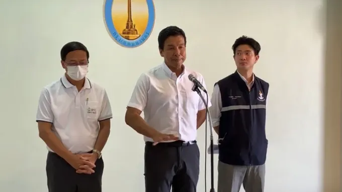 ชัชชาติ สัญจรเขตราชเทวี ย้ำเรื่องโปร่งใสเพื่อปชช.เร่งรัดงาน เผยเตรียมสร้างสกายวอล์คเพื่อประโยชน์ปชช.