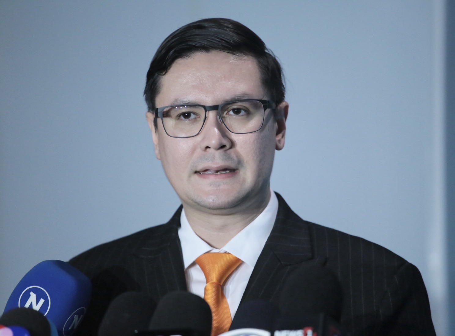 "กมธ.มั่นคงฯ" เชิญ “รัฐบาล-กองทัพ” หารือใช้ ICC สร้างสันติภาพชายแดน "รังสิมันต์" ชี้สถานการณ์ยังตึงเครียด หวั่นปัญหาถูกแช่แข็ง