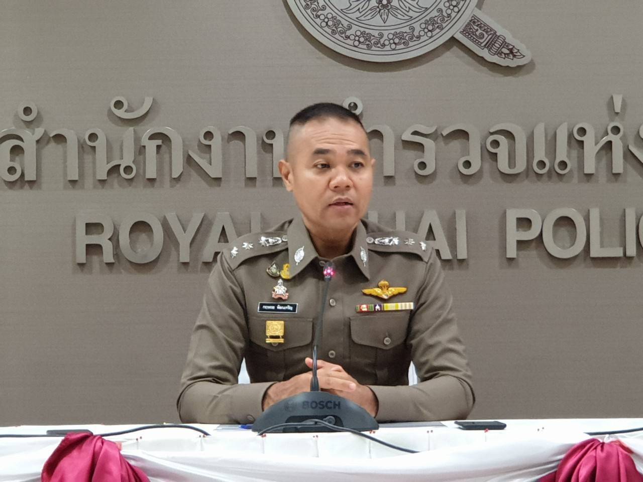 ตร.ร่วมทหารปิดล้อม​ ยิงปะทะคนร้ายดับ 3 คน​ 