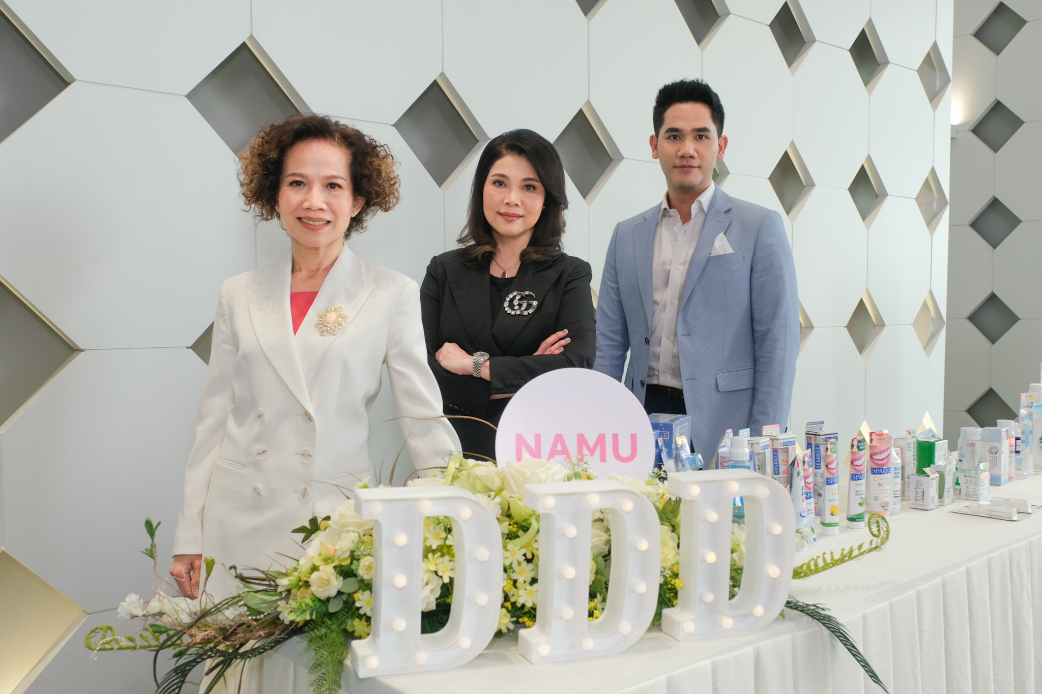 ผู้บริหาร “ดู เดย์ ดรีม” ร่วมงานเปิดตัวสินค้าใหม่ เน้นนวัตกรรมและตอบโจทย์การใช้งานของผู้บริโภค 