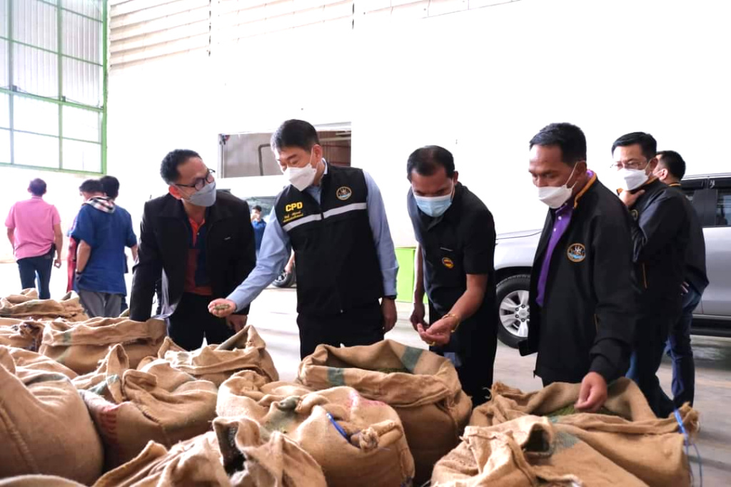 จากที่ดินทำกินสู่โรงสีข้าวสหกรณ์ ฟื้นชีวิตสมาชิกสหกรณ์นิคมแม่สอด 