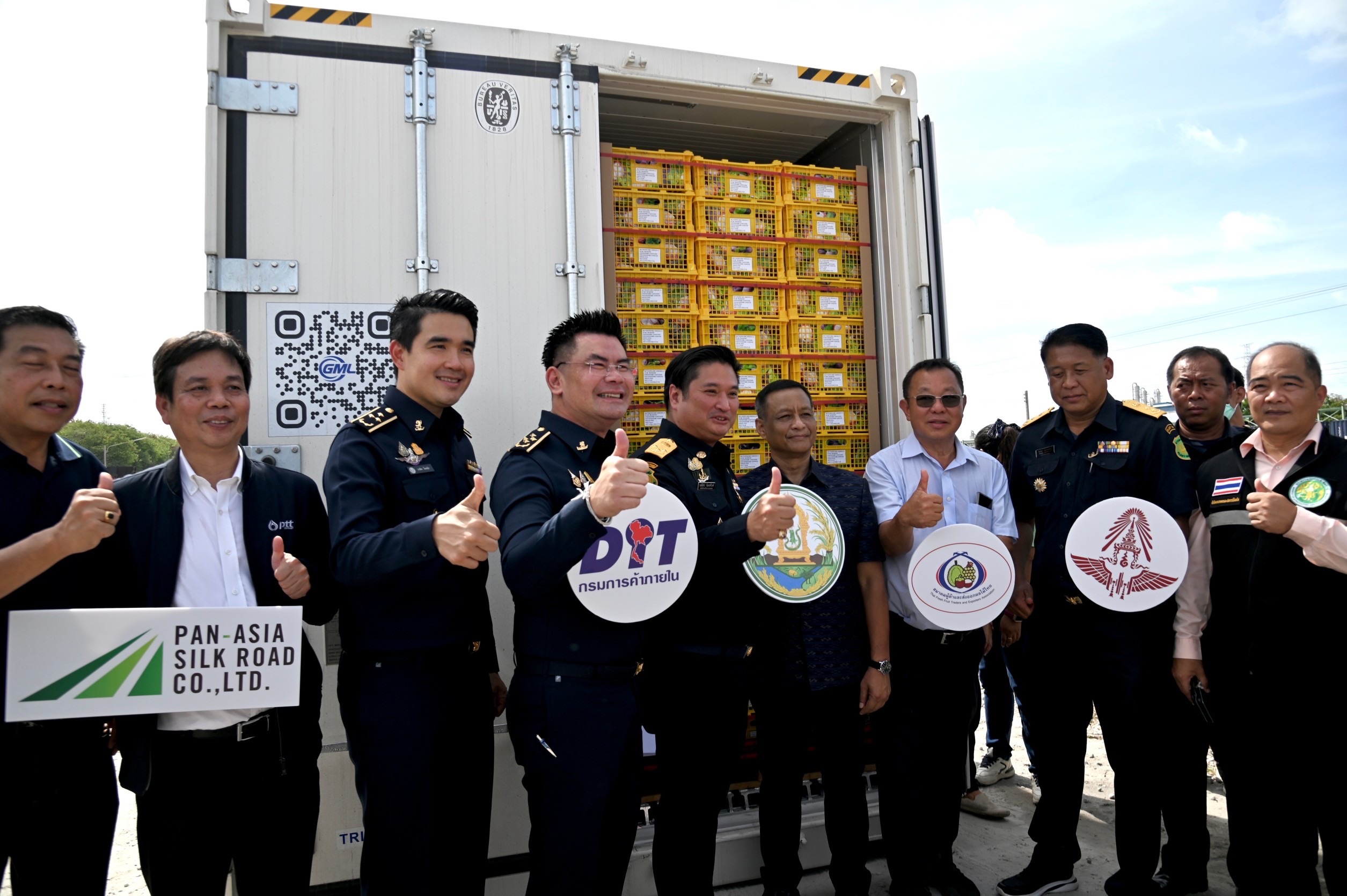 พาณิชย์จับมือเกษตร ตรวจส่งออกทุเรียน-มังคุดไปจีนผ่านระบบราง หลังจีนต้องการเพิ่มดันราคาผลไม้ขยับต่อเนื่อง