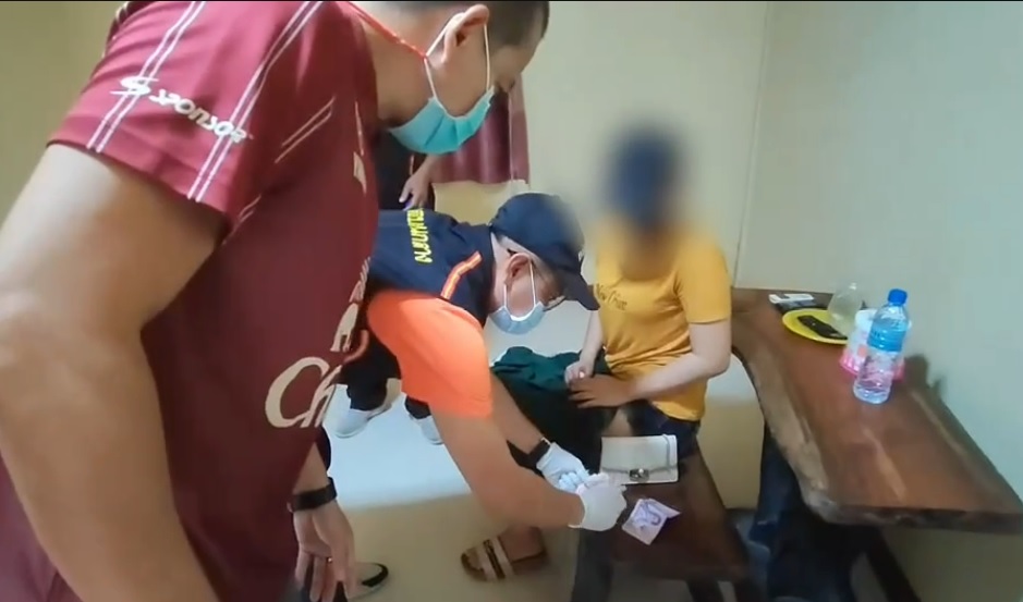 ล่อซื้อขบวนการค้ากามออนไลน์รวบแอดมินตัวการ  จัดหาเด็กสาว16 ส่งลูกค้าคารีสอร์ทศรีสะเกษ 