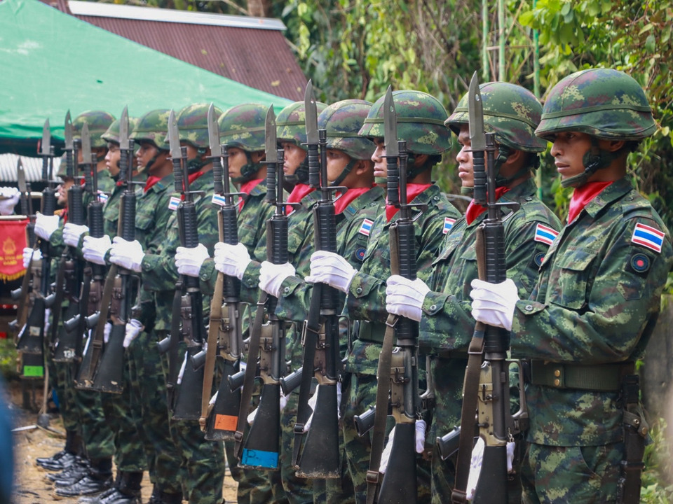 สดุดีทหารกล้า ผู้พลีชีพเพื่อแผ่นดิน กองทัพบก จัดพิธีพระราชทานเพลิงศพ–ดินฝังศพอย่างสมเกียรติ