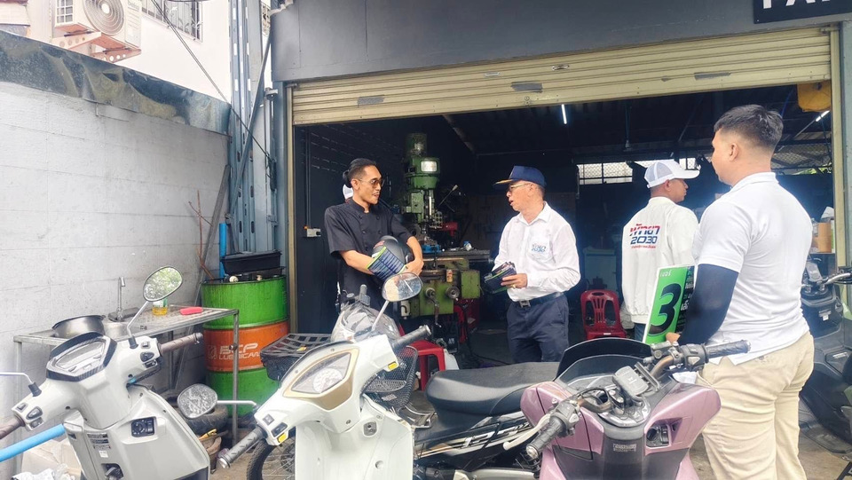 “ศักดิ์ชัย” ลุยเกาะล้าน ชูนโยบายงานทะเบียนครบวงจร-ดัน รพ.ชุมชน 10 เตียง 