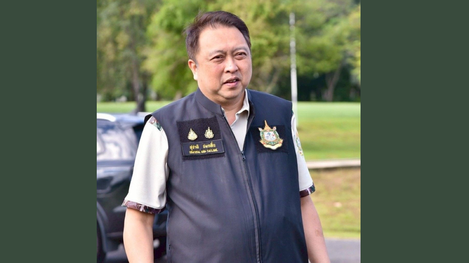 รองนายก สุชาติ สั่งกรมทะเลเร่งสำรวจผลกระทบน้ำท่วม—เฝ้าระวังโลมาอิรวดีทะเลสาบสงขลาใกล้ชิด