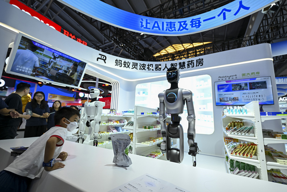 WAIC 2026 เปิดฉากยิ่งใหญ่ ณ นครเซี่ยงไฮ้ ปักหมุด 3 เทรนด์หลักขับเคลื่อนอนาคต AI โลก ทั้งกายภาพ อุตสาหกรรม และธรรมาภิบาล