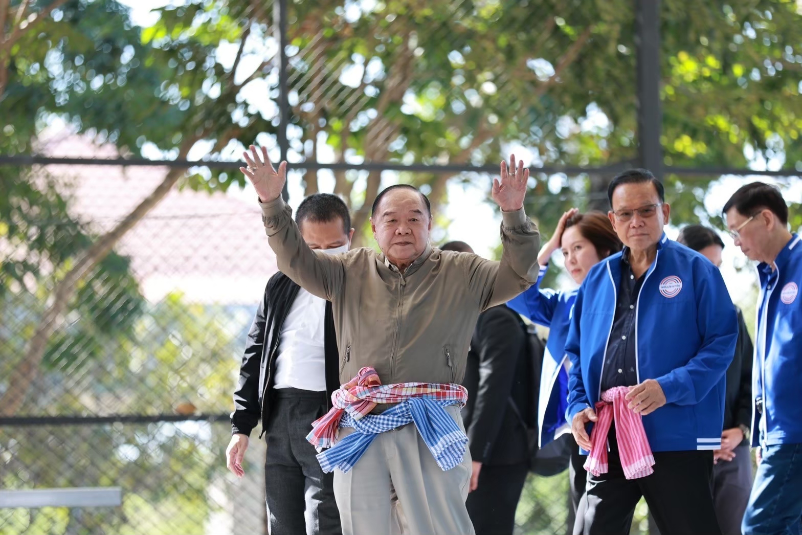 ปปช.เปิดทรัพย์สิน "บิ๊กป้อม" โสด รวย 87 ล้าน มีรถ 5คัน นาฬิกา 1เรือน