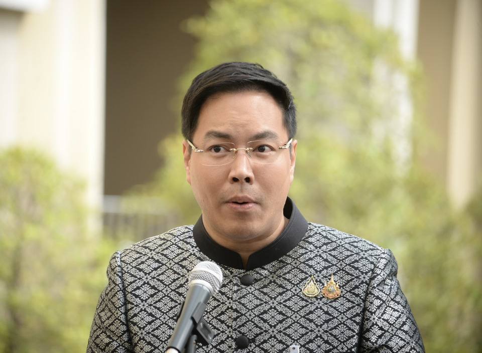 “อัครนันท์” สั่งรื้อหลักสูตร สกร. โละของเก่า ปี 51 ตั้งเป้าใช้ใหม่ทั่วประเทศปี 70 ไม่หวั่น สส. ปชน. จี้ถามกลางสภา