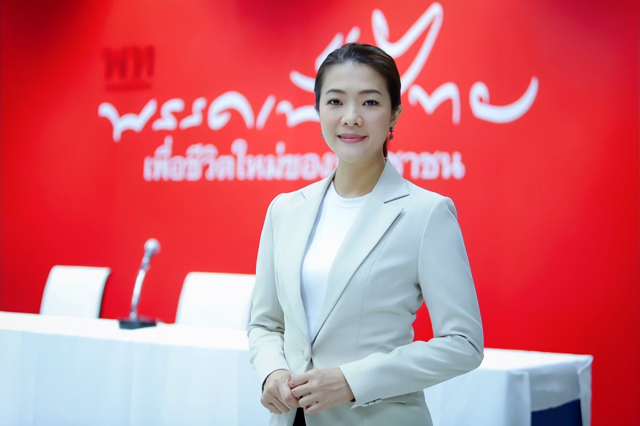 "โฆษกเพื่อไทย" ฟันโช๊ะมติรัฐสภาผ่านสูตรหาร 500 จงใจทำผิด รธน. 