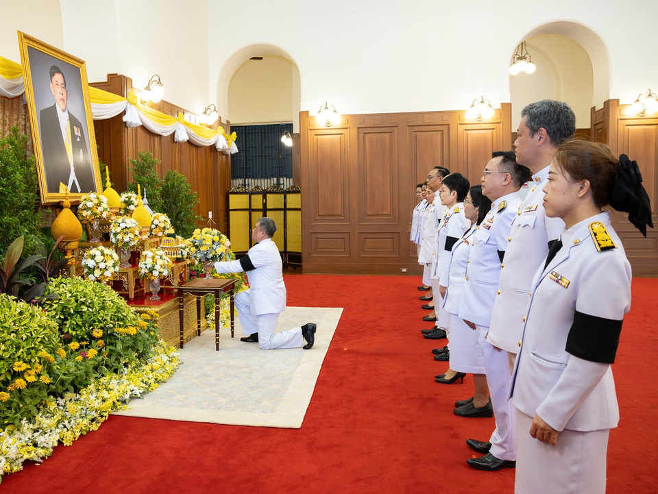 กรมสรรพสามิตทูลเกล้าฯ ถวายแจกันดอกไม้  โอกาสวันเฉลิมพระชนมพรรษา พระบาทสมเด็จพระเจ้าอยู่หัว 28 กรกฎาคม 2569