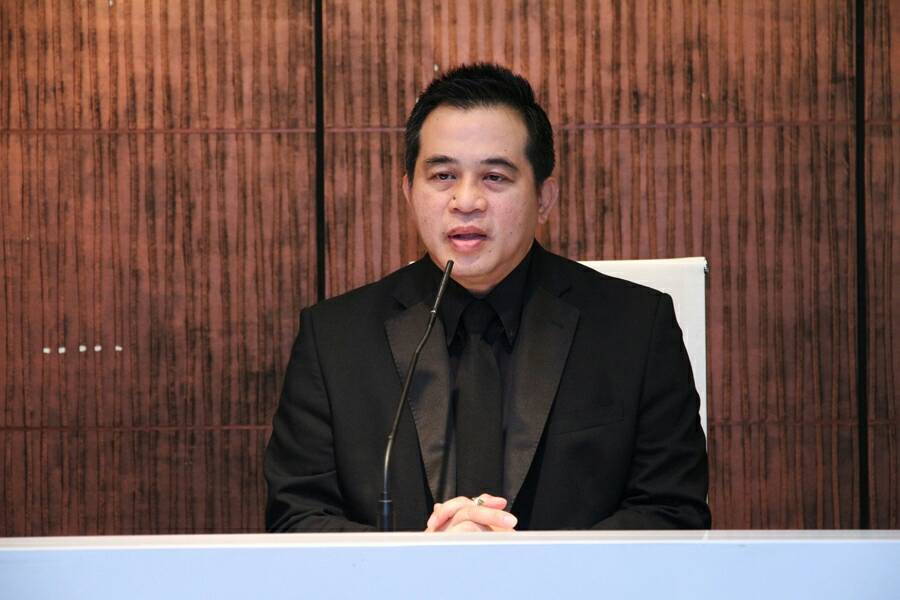 ปลัดคลังขอโทษแจงบัตรคนจนชี้แค่ศึกษา 