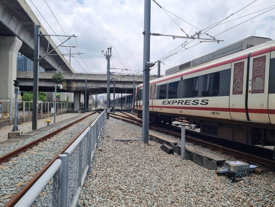 แก้ไขเสร็จแล้ว ! "รถไฟฟ้าแอร์พอร์ต เรล ลิงก์" แจ้งล่าสุดพร้อมให้บริการได้ตามปกติ หลังเกิดเหตุขัดข้อง 