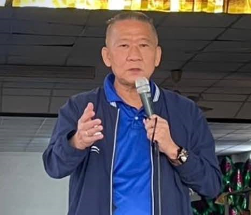 “นายกฝอ” กลุ่มพัฒนานครแม่สอด ทีมงาน  NEW GEN พลังคนรุ่นใหม่ กลุ่มพัฒนานครแม่สอด   กับนโยบาย "หยุดขยะล้นเมือง!
