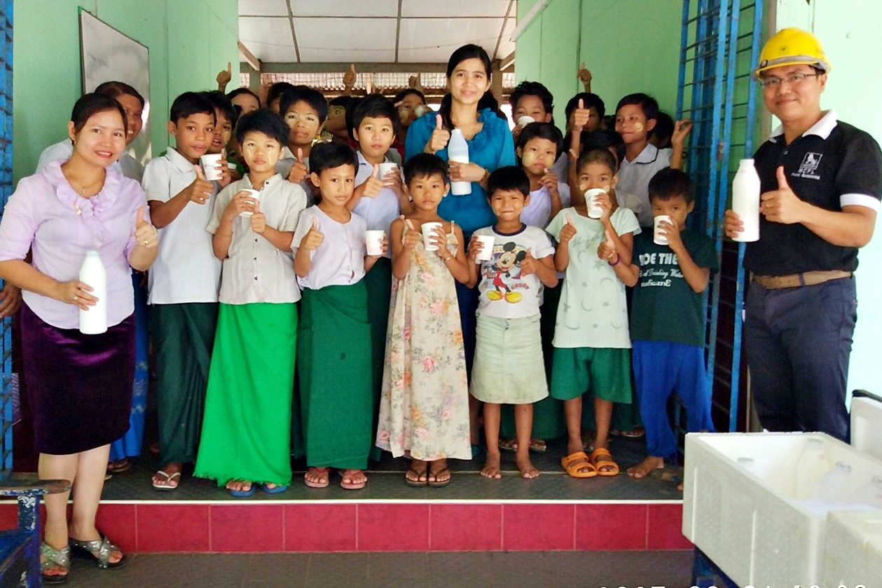 ซี.พี.เมียนมาเดินหน้ากิจกรรมปันนมให้น้องผ่านกิโครงการ "Milk for Kids" 