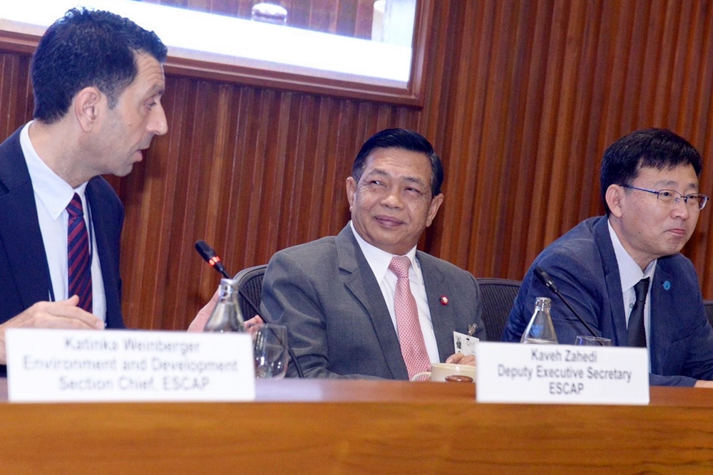 “อลงกรณ์”ชูแนวทางพัฒนาภาคเกษตร 3 สูง 3 มิติ ขับเคลื่อนระบบอาหารยั่งยื่น 