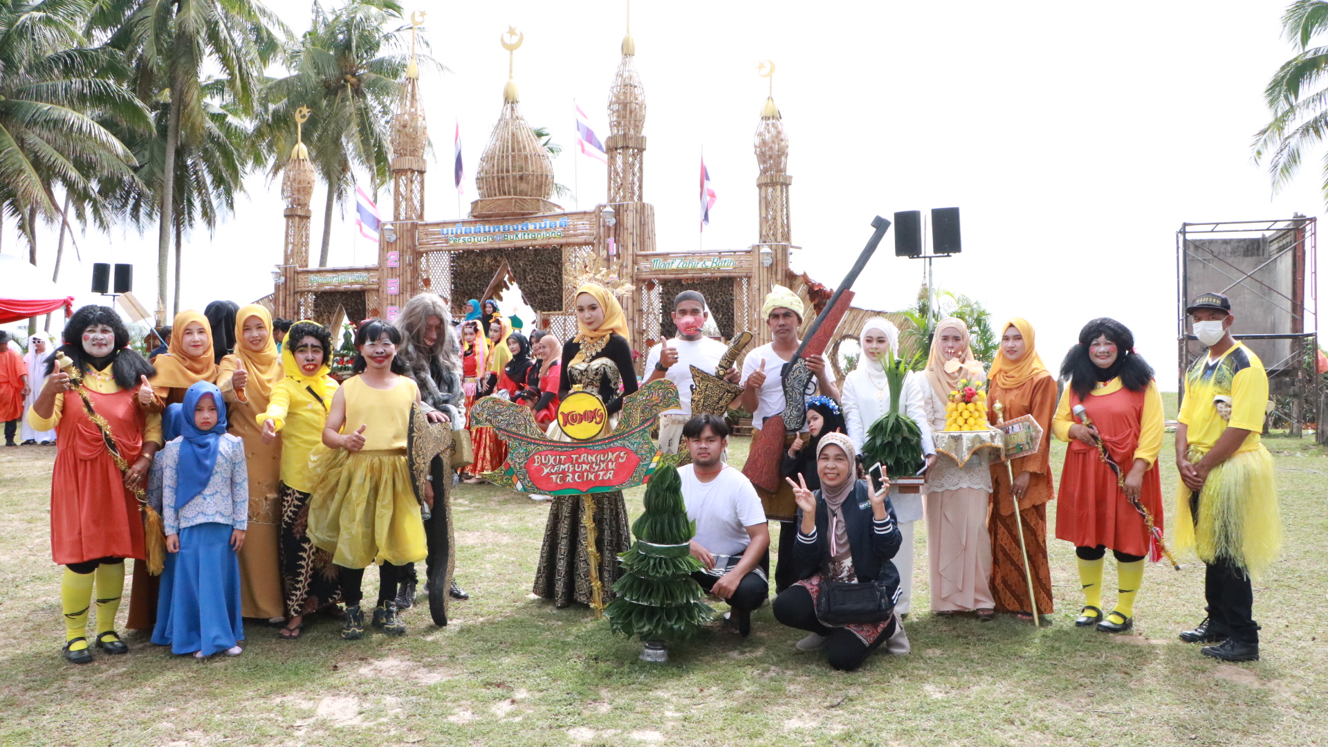 บูเก็ตตันหยง สานสัมพันธ์สามัคคีอนุรักษ์ประเพณีวัฒนธรรมดั่งเดิมสู่คนรุ่นใหม่ นราธิวาส