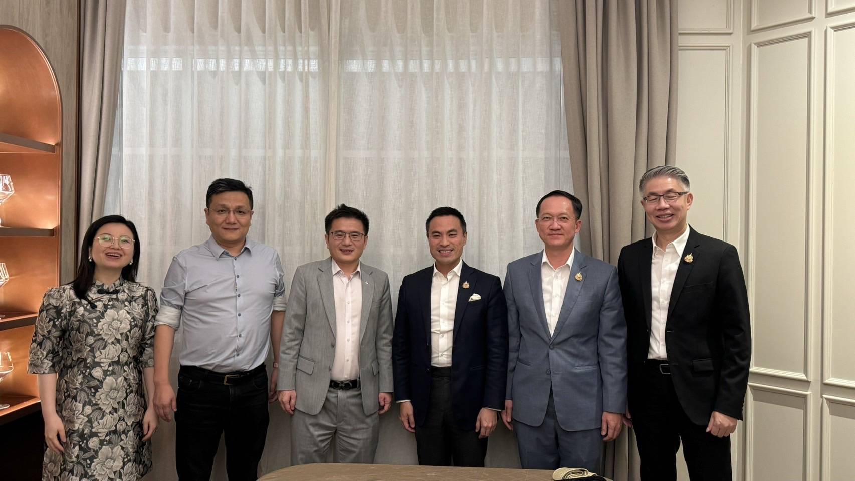 "ปธ.กมธ.อุตฯ"  ชู "เอกนัฏ" มีวิสัยทัศน์หนุนผู้ผลิตชิ้นส่วนในประเทศ หวังอุตสาหกรรมรถ EV เติบโตระดับโลก 