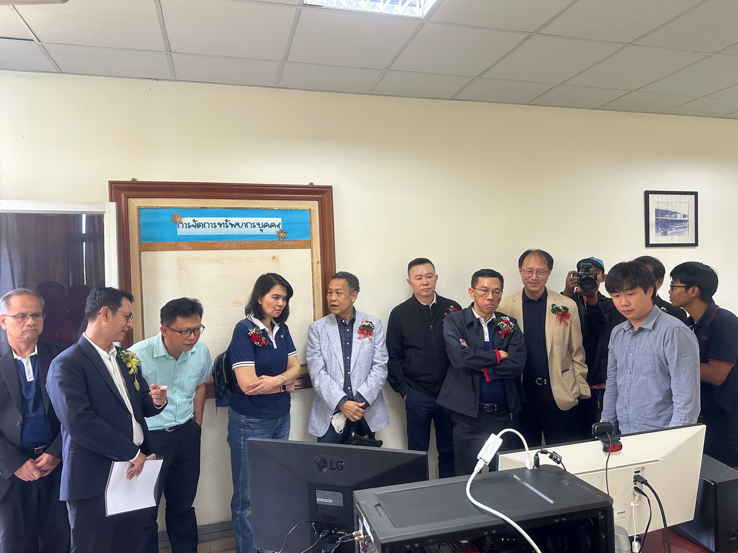 กสทช. ร่วมทดลอง ทดสอบการรับส่งสัญญาณอินเทอร์เน็ตผ่านโครงข่าย Starlink 