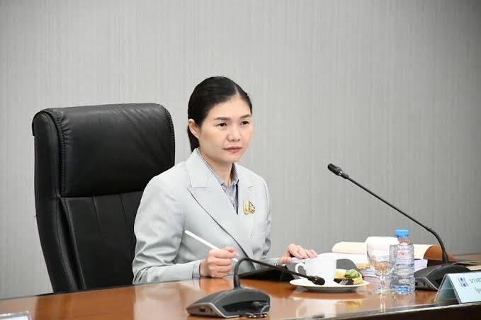 “จิราพร”  ชวนคนไทยศึกษาโครงการหลวง สานต่อพระราชปณิธาน เพื่อพัฒนาคุณภาพชีวิตอย่างยั่งยืน
