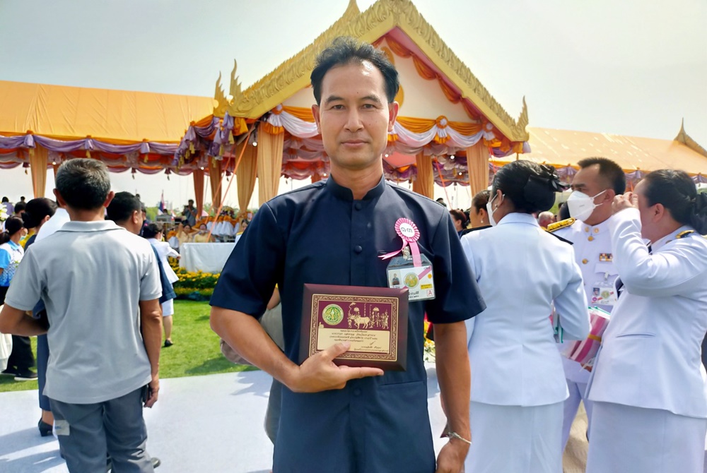 เกษตรกรดีเด่นแห่งชาติ!! “บรรจง แสนยะมูล” ครูบัญชีอาสาต้นแบบ นำบัญชีเปลี่ยนชีวิต พิชิตความยากจน