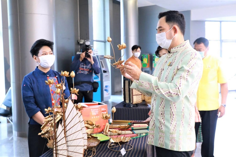 วธ.ปลื้ม ยอดจำหน่าย-จองผลิตภัณฑ์ CPOT ไลฟ์สดสูง 5 ล้านบ.