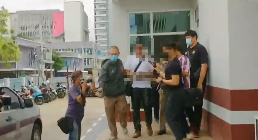 'เค ร้อยล้าน' รอดคุก ศาลให้ประกัน 2 หมื่น เหตุตบ "ป้าเป้า" บนสกายวอล์ก 
