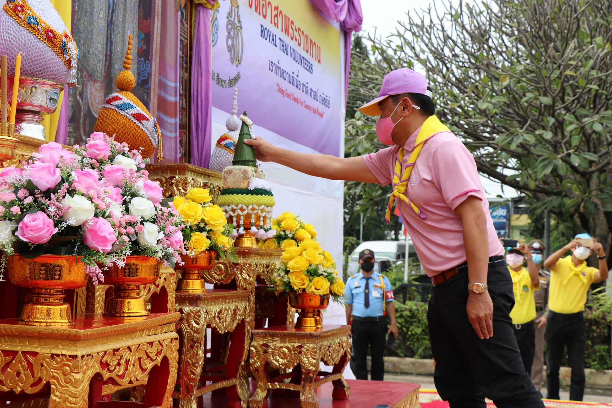"พ่อเมืองกาญจน์"​ พร้อมขรก.ทุกภาคส่วน ร่วมทำกิจกรรม"ปณิธานความดี ทำดีเริ่มได้ที่ใจเรา" เนื่องในวันคล้ายวันสวรรคต ร.5