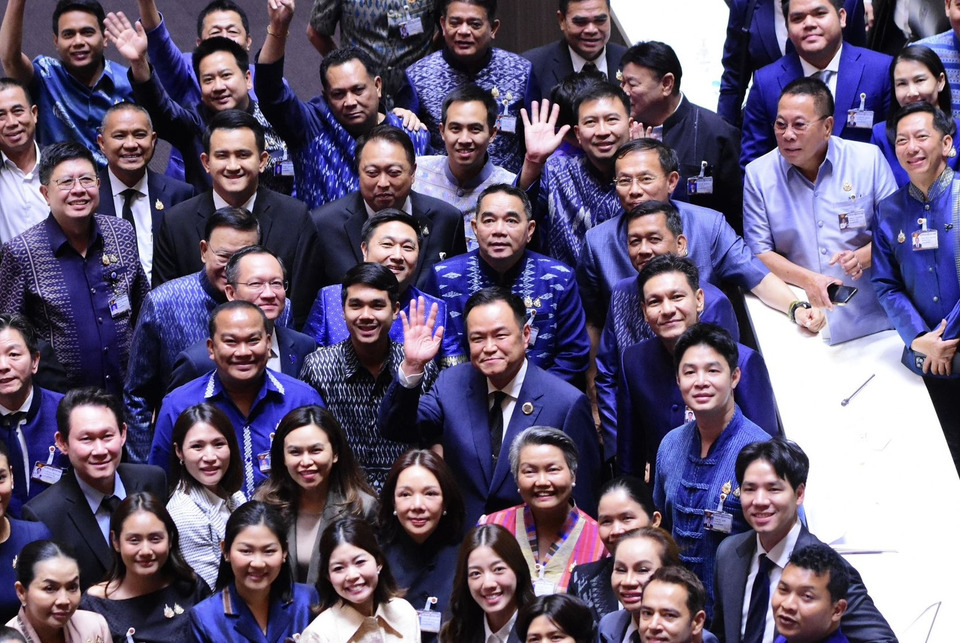 สรุปดราม่าสภาฯ "อนุทิน"ปิดจ็อบแถลงนโยบาย ยันเลือกครม.เอง ใครเหลวเก็บของกลับบ้าน ฟาด"ไอติม"ไม่ทำการบ้าน "โสภณ"ชิงปิดประชุม