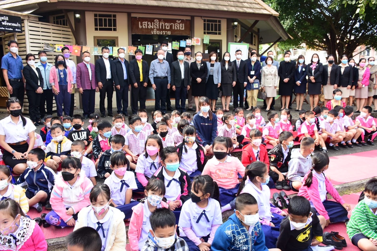 เทศบาลนครเชียงราย และเครือข่ายรักการอ่านเชียงราย จัด “นิทรรศการหนังสือภาพและนิทานนานาชาติ”