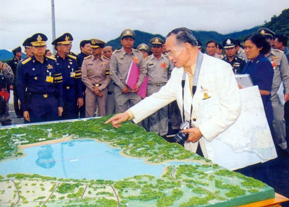 น้อมรำลึกในหลวง ร.9: ผู้ทรงชุบชีวิตเกษตรกรไทยด้วยหลักเศรษฐกิจพอเพียง