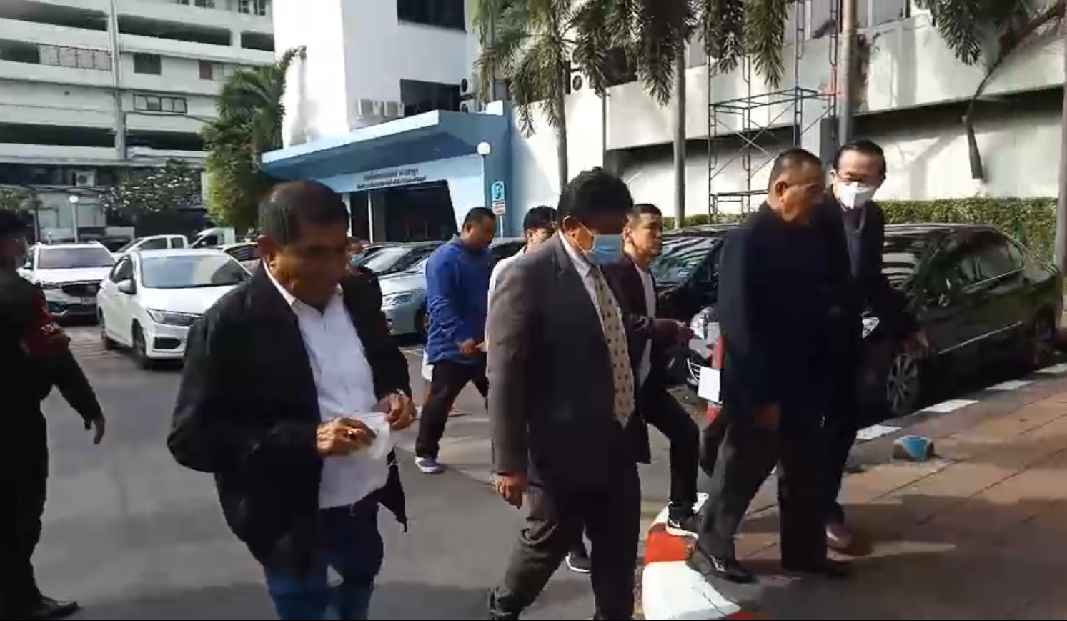 “แกนนำ นปช.” เข้ารับฟังคำพิพากษาศาลอุทธรณ์คดีก่อการร้าย "ณัฐวุฒิ" ชี้ความจริงมีเพียงหนึ่งเดียว 