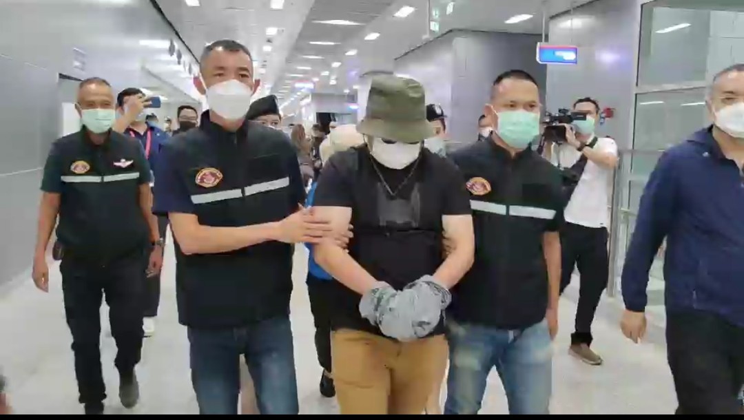 บช.ก.จับแก๊งโกงขายสิทธิ์ฉีดวัคซีน สถานีกลางบางซื่อ 
