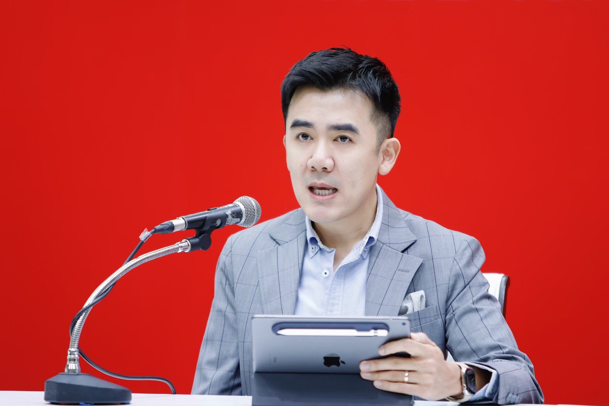 “รองโฆษกพท.” ขออย่าตกเป็นเครื่องมือในการปั่นให้เข้าใจผิด ชี้ “ราคาประเมิน” ไม่สัมพันธ์กับ “ราคาซื้อขายจริง” เสมอ