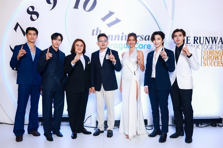 พารากอนแคร์ ไทยแลนด์ ฉลอง 11 ปียิ่งใหญ่ แต่งตั้ง CEO หญิงคนแรกของไทย พร้อมเปิดตัวนวัตกรรมใหม่ “QUADESSY”